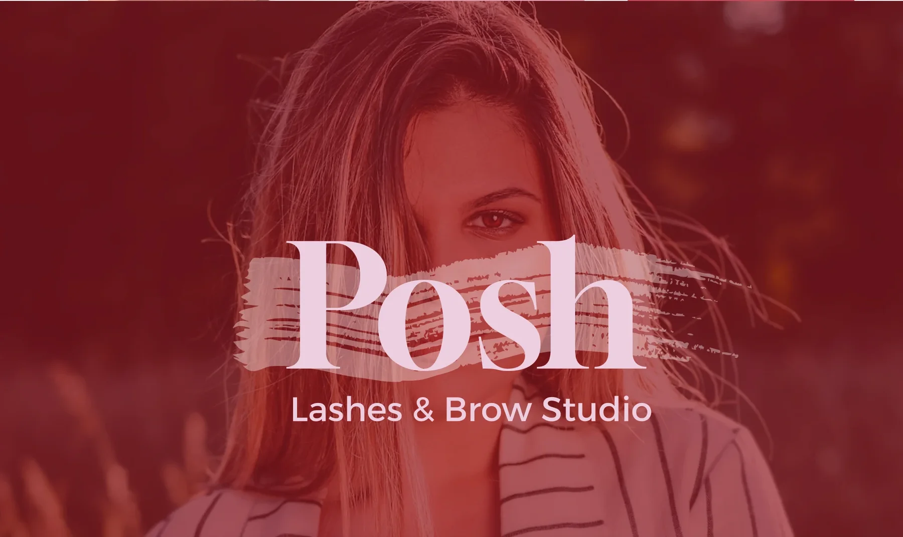 Porträt einer Frau in Beerentönen mit Posh-Logo und Unterzeile Lashes & Brow Studio